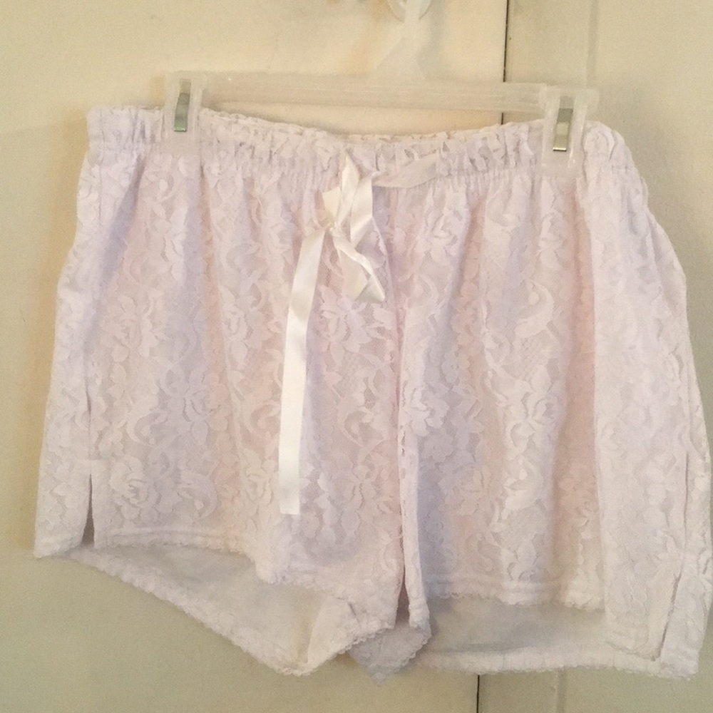 New White Lace Sleepwear Shorts🛍